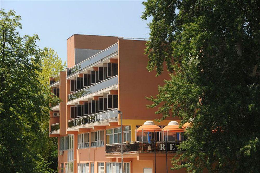 Hotel Strigoniu Exterior foto